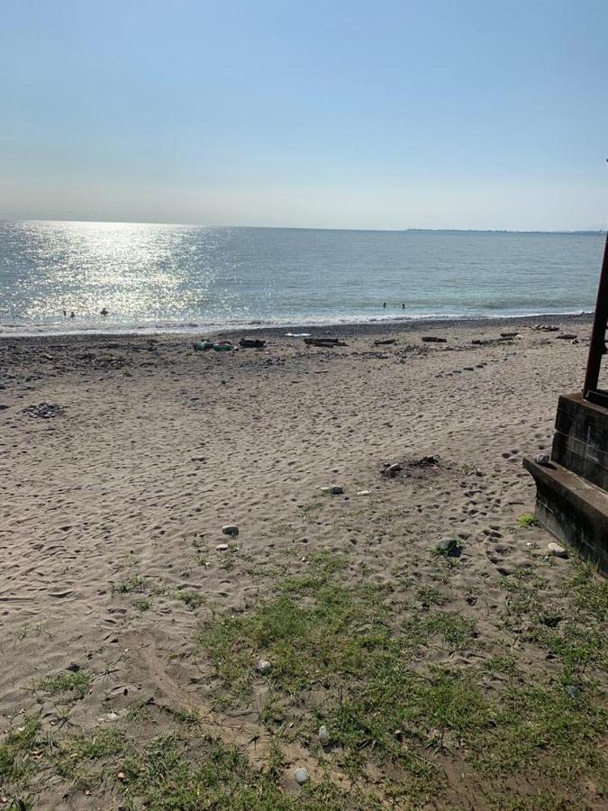 Отель "Чёрный Слон" Sukhumi Bagian luar foto